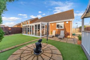 Photo 25- click for photo gallery